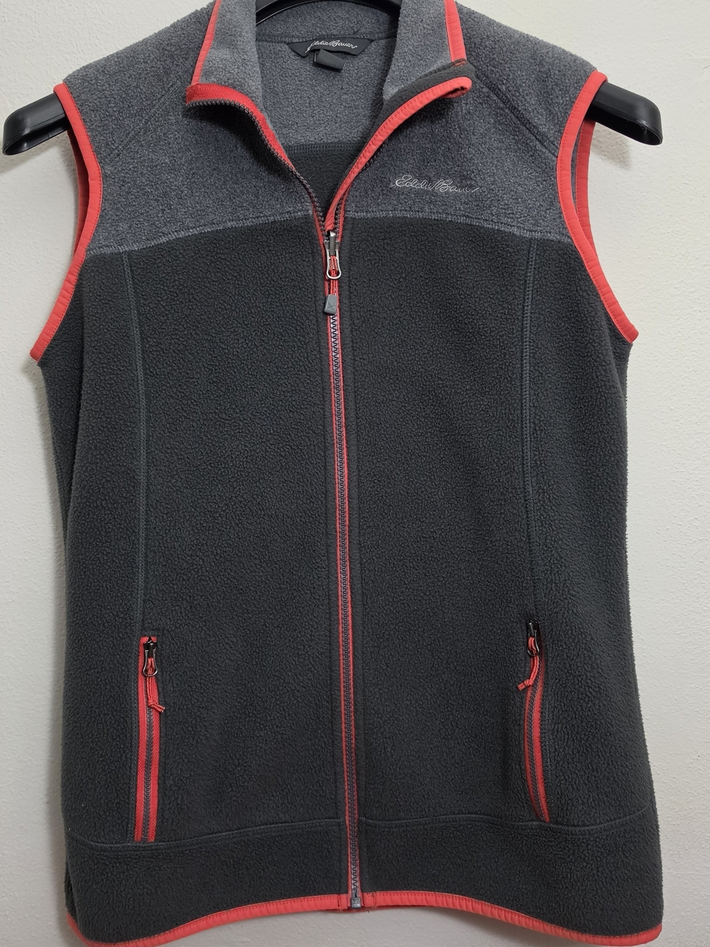 Eddie Bauer Women’s Fleece Vest Gray Coral Trim Full Zip Zip Pockets Size TS